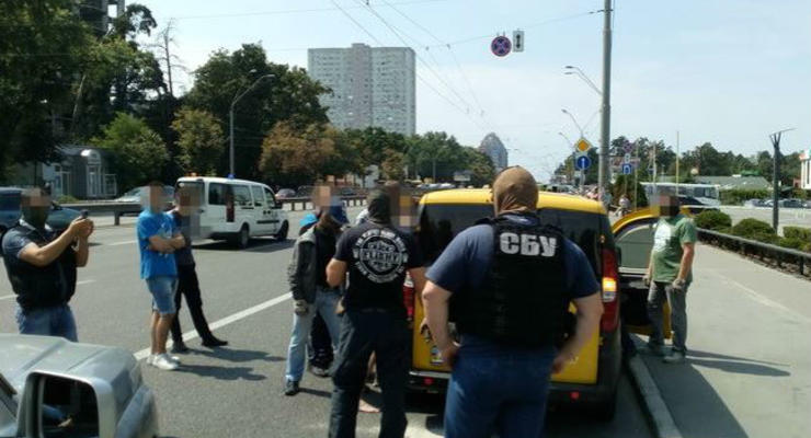 В Киеве СБУ задержала инструктора Нацгвардии по делу о наркотиках