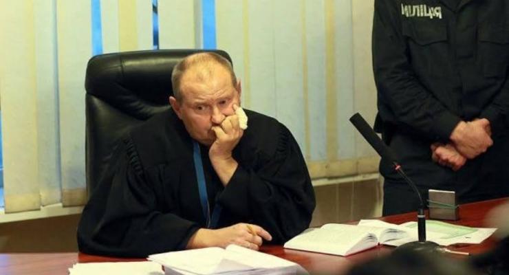 Найем назвал имя задержанного на взятке судьи Днепровского суда