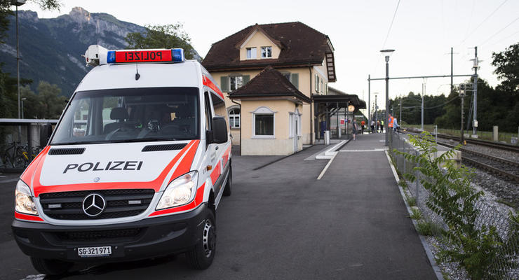 Нападение в поезде в Швейцарии: от ранений умерли два человека