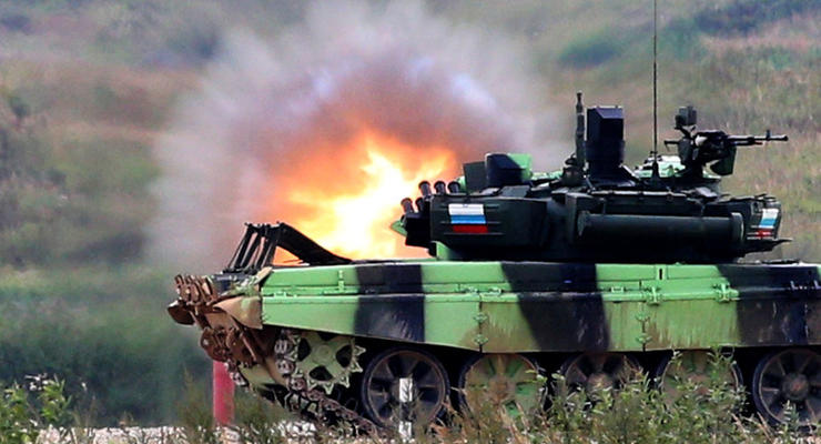 Россия перебросила артиллерию и авиацию к админгранице с Крымом