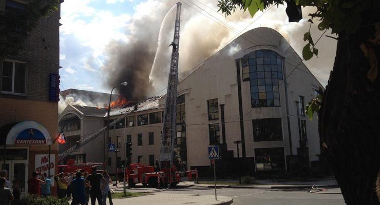 В Донецке произошел пожар в офисе экс-главы ОГА Таруты