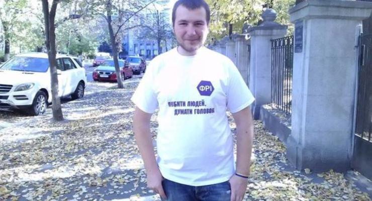 Террористы ДНР приговорили к 2 годам тюрьмы сотрудника Центр UA