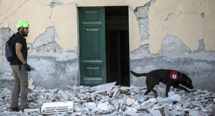 Землетрясение в Италии: Количество погибших достигло 159