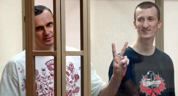 Сенцов и Кольченко просят писать им письма - правозащитник