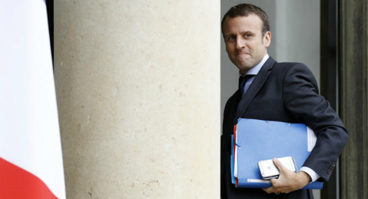 Министр экономики Франции Эмманюэль Макрон подал в отставку