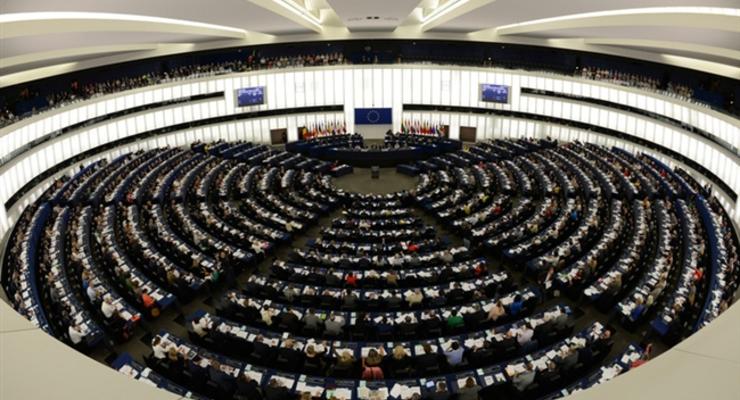 В Европарламент внесена резолюция об отмене виз для Украины