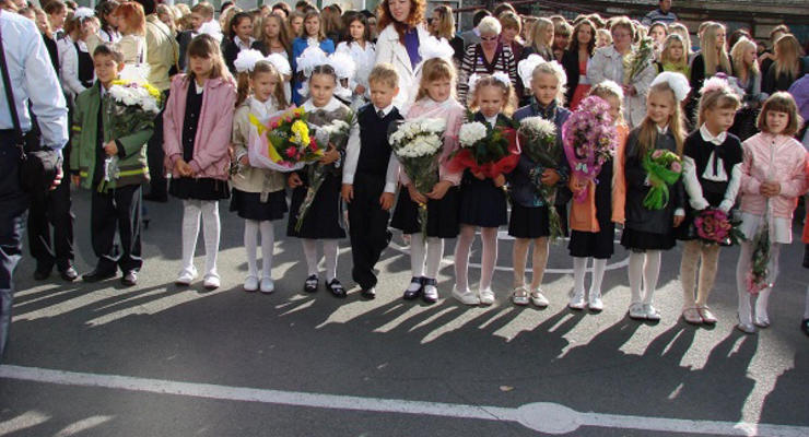 Школы в Луганской области будут охранять Нацполиция и ГСЧС