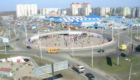 В Киеве на месяц ограничат вход и выход из метро Героев Днепра