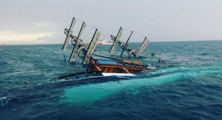 В Анталии двое человек погибли в результате крушения судна