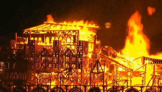 В Лондоне воссоздали Великий пожар 1666 года