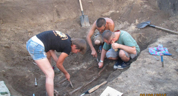В Днепропетровской области обнаружили древнее захоронение