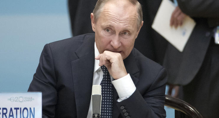 Путин на саммите в Китае пугал всех "украинской хунтой"