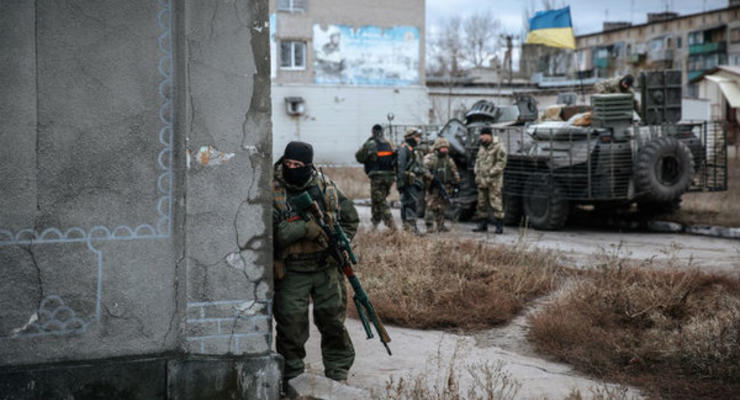 Режим тишины на Донбассе: трое украинских военных получили ранения