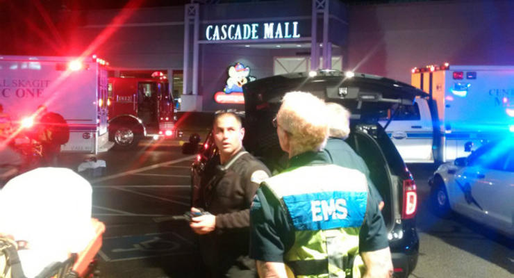 Число жертв стрельбы в торговом центре в США возрасло до 4