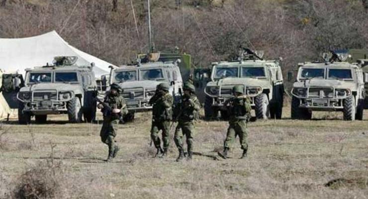 В Крыму не убирают военные городки, солдаты боятся завшиветь