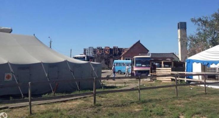 В Луганской области боевики обстреляли три поселка