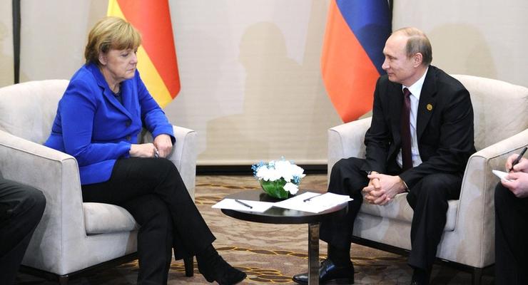 Меркель призвала Путина выполнять минские соглашения