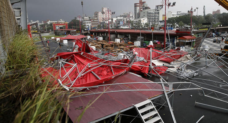 Около миллиона китайцев пострадали от мощного тайфуна Мэги