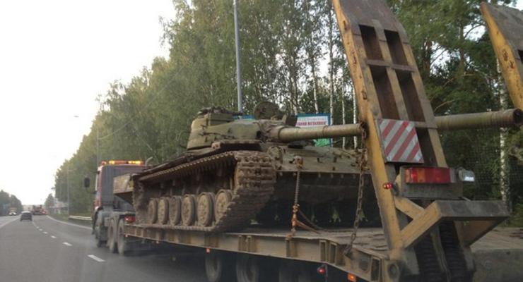 Россия передала боевикам в Должанск Грады, в Иловайск - танки