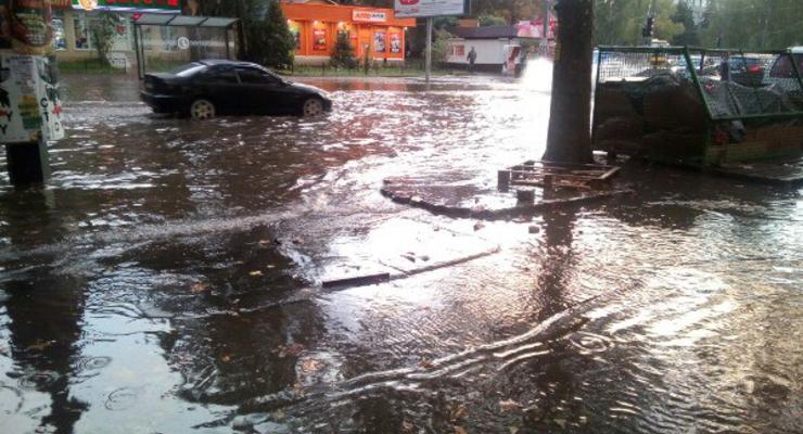 Мощный ливень затопил Одессу