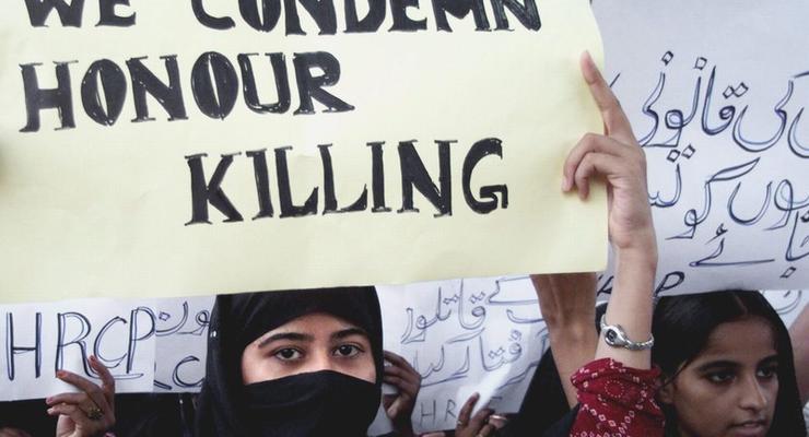 В Пакистане за "убийства чести" будут лишать свободы на 25 лет