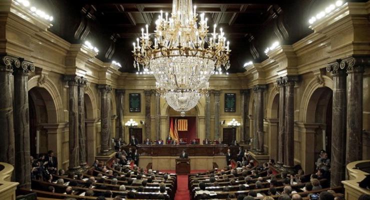 Парламент Каталонии одобрил референдум об отделении от Испании
