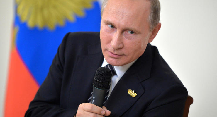 Во время пресс-конференции Путина внезапно пропал свет