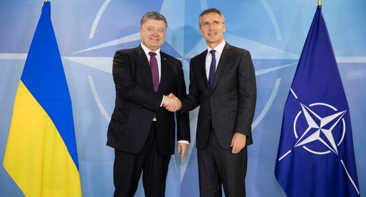 Столтенберг: НАТО планирует обсудить с Россией аннексию Крыма