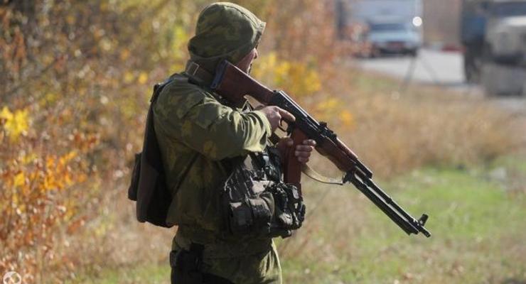 Боевики обстреляли Красногоровку и Авдеевку из ствольной артиллерии