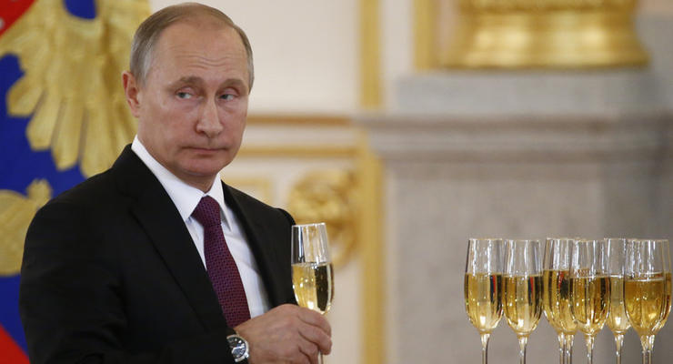 Путин может покинуть пост президента досрочно - эксперт