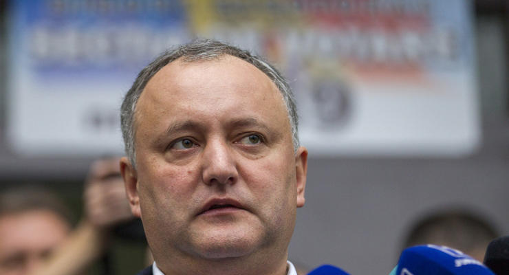 Победитель выборов в Молдове заявил о федерализации и собрался в Москву