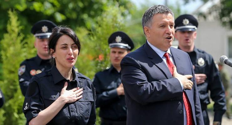 Аваков прокомментировал отставку Деканоидзе