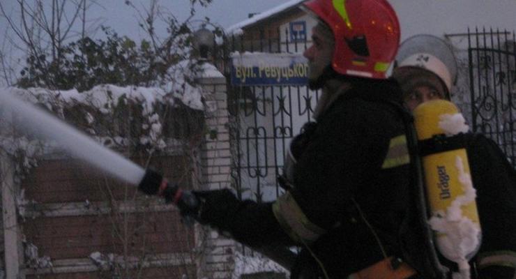 В Киеве загорелся стриптиз-бар