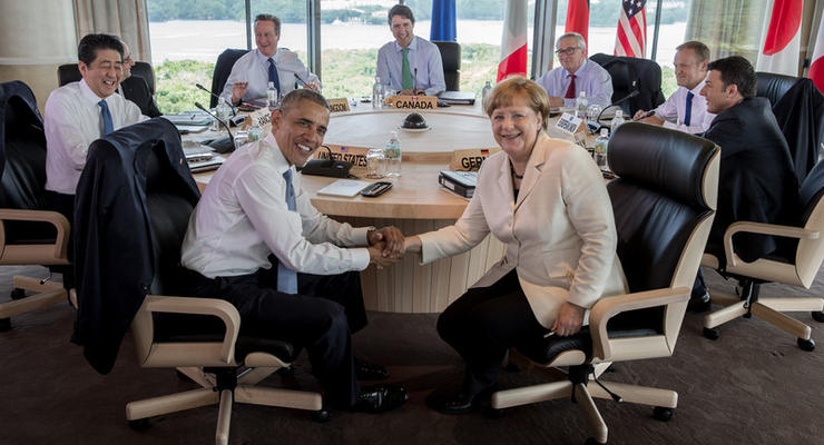 Обама и лидеры ЕС договорились не снимать санкции против России