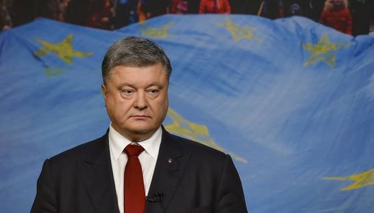 Порошенко к годовщине Майдана: Не буду приукрашивать ситуацию