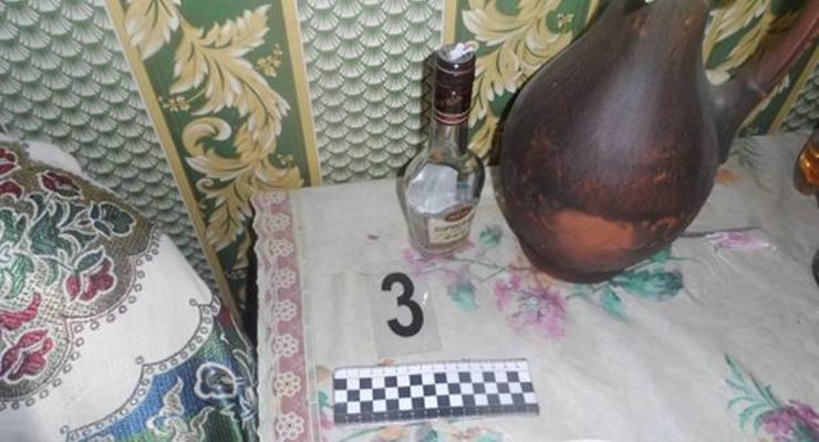 В Киеве бандиты ограбили иностранца, выпив коньяк в его квартире
