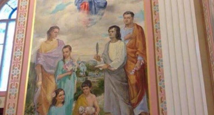 В Сети обсуждают фото фрески с Порошенко и Божьей матерью