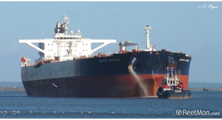Два танкера с нефтью столкнулись в проливе Дарданеллы