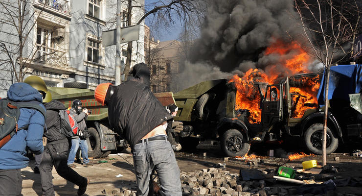 Экс-командир ВВ рассказал об атаке майдановцев 18 февраля