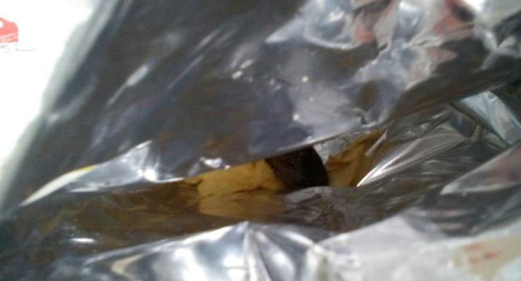 Украинка нашла мышь в пачке чипсов из супермаркета