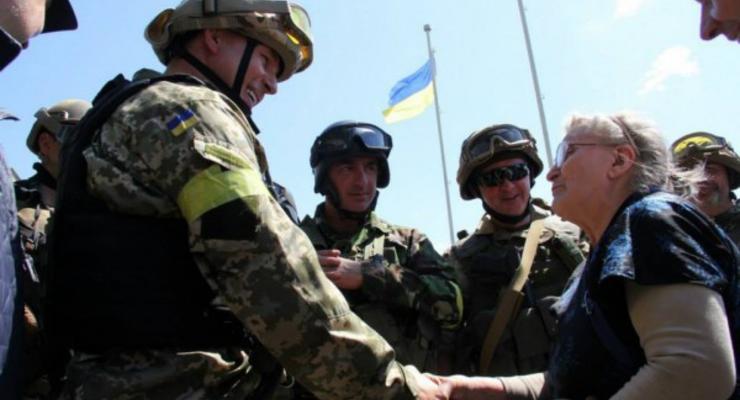 Турчинов: Когда украинские войска войдут в Донецк, будет хлеб-соль и слезы радости