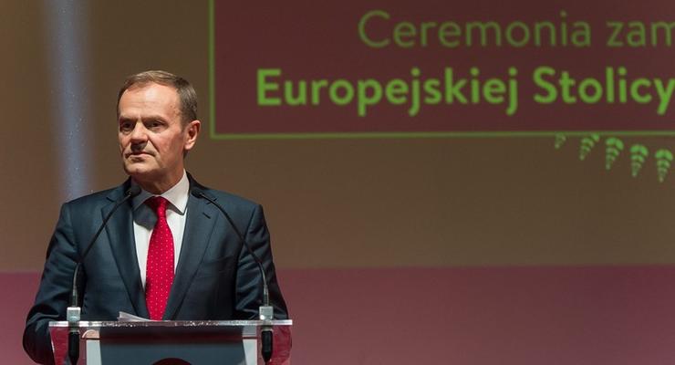 Туск призвал власти Польши уважать народ и европейские ценности