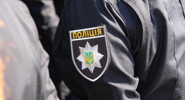 В Киеве вооруженные мужчины напали на хозяев частного дома