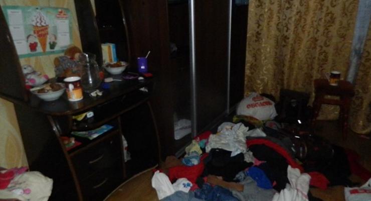 Дети рассказали, как на их глазах ограбили квартиру в Киеве