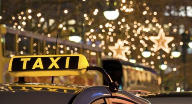 Тариф новогодний: сколько будет стоить такси в Киеве в праздничную ночь