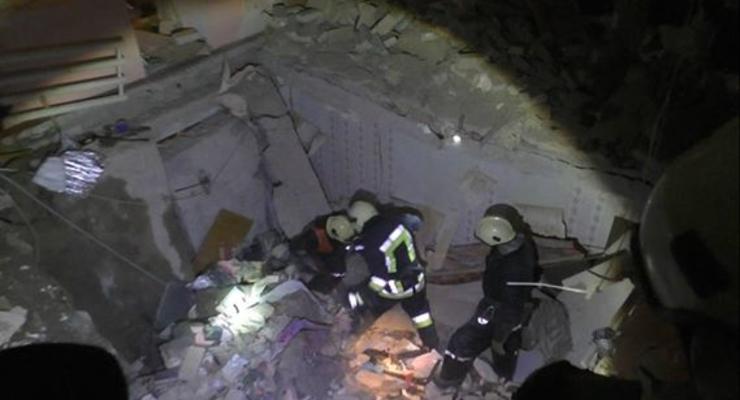 Мощный взрыв в многоэтажке в Сумах: погибла пожилая женщина