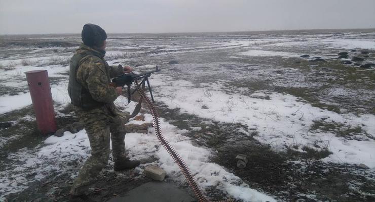 Карта АТО: на Донбассе ранен один военный