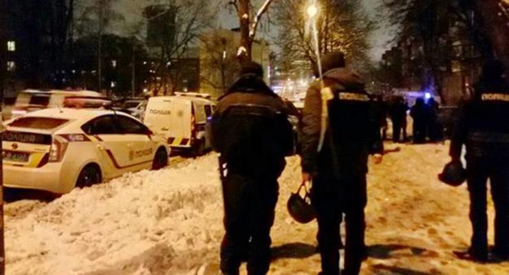 В Лукьяновском СИЗО арестованные напали на охрану, а боец Торнадо отрезал себе ухо