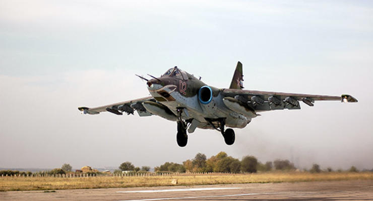 Минобороны РФ прокомментировало прибытие в Сирию четырех Су-25