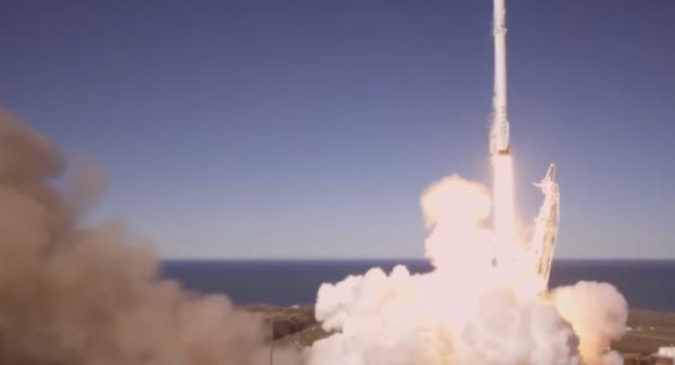 SpaceX успешно запустила ракету, появилось видео
